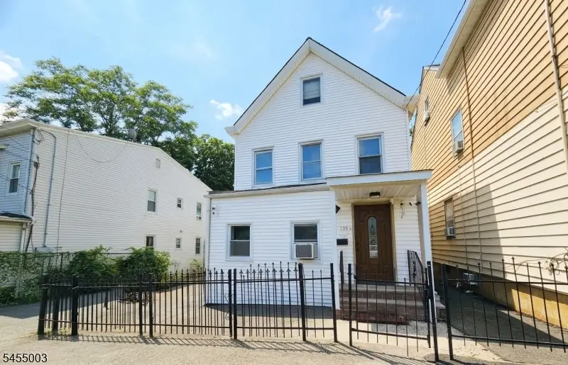 107-109 N 7th St, Paterson, NJ 07522 - #1