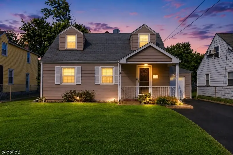 24 Sunset Dr, Clark, NJ 07066 - #2