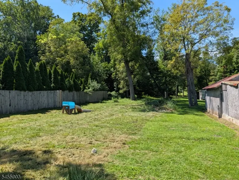 425 Julius Pemberton Rd, Juliustown, NJ 08068 - #3