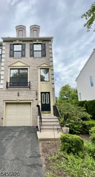 456 Hartford Dr, Nutley, NJ 07110 - #1