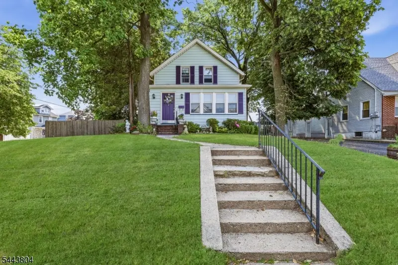 237 Broughton Ave, Bloomfield, NJ 07003 - #2