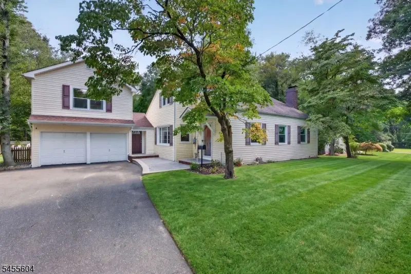 2090 Raritan Rd, Scotch Plains, NJ 07076 - #1
