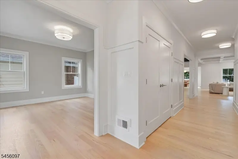 517 Lexington Ave, Cranford, NJ 07016 - #3
