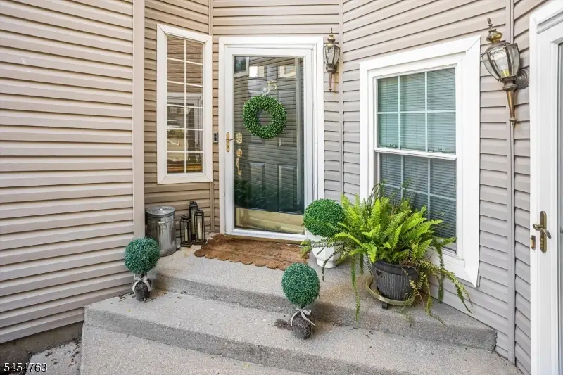 15 Witherspoon Ct, Morris, NJ 07960 - #2