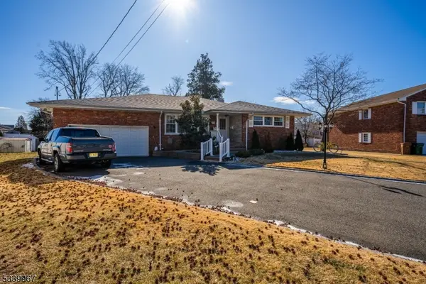 1015 Georgian Dr, Linden City, NJ 07065