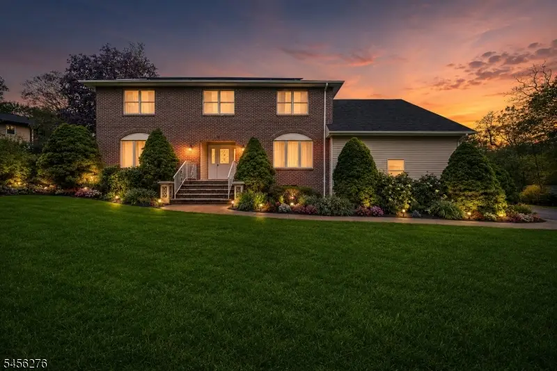 11 Ledgerock Ct, Parsippany Troy Hills, NJ 07950 - #1