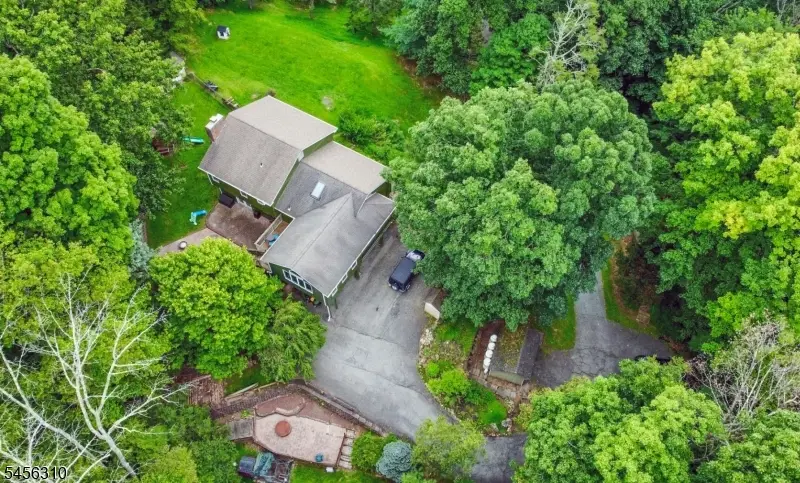 10 Up A Way Dr, Vernon, NJ 07461 - #1