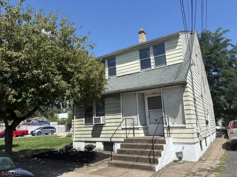 82 Roosevelt Ave, Belleville, NJ 07109 - #1