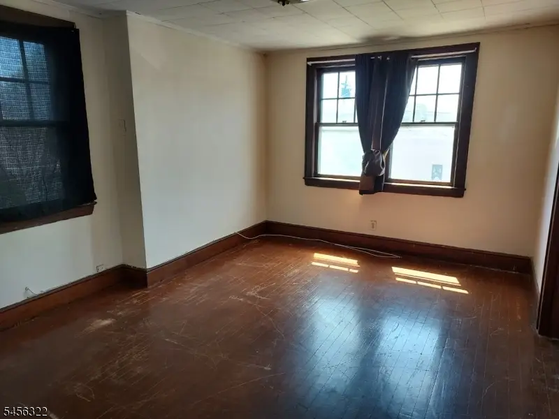 82 Roosevelt Ave, Belleville, NJ 07109 - #3