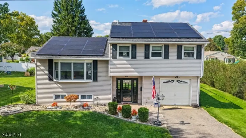 252 W Warren St, Washington, NJ 07882 - #1
