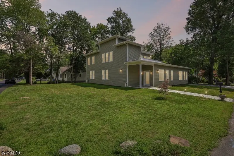 34 Gates Ave, Warren, NJ 07059 - #1