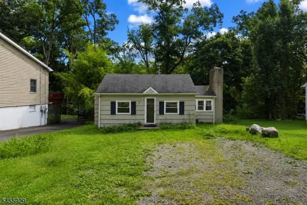 62 S Cherry Rd, Jefferson Twp., NJ 07849