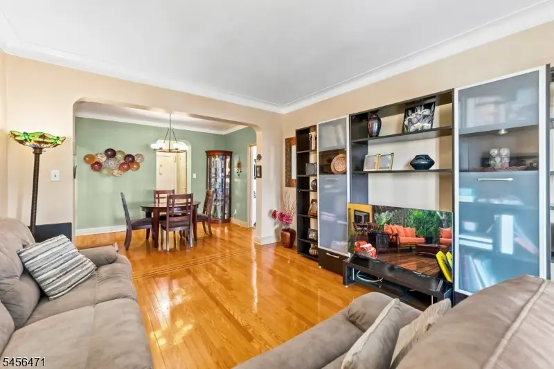 100 Prospect Ave #4C, Hackensack, NJ 07601 - #2