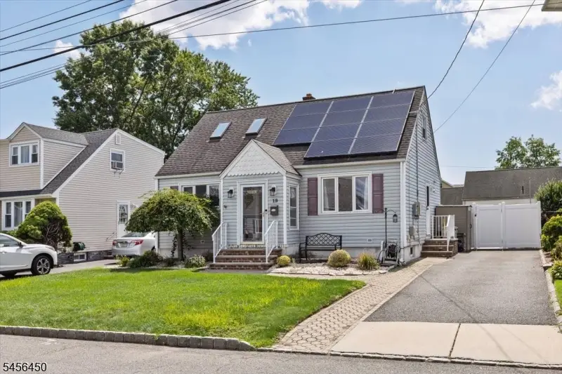 19 Overhill Rd, Belleville, NJ 07109 - #2