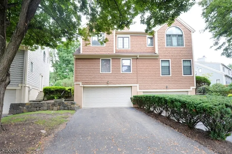 27 Tanager Ct, Wayne, NJ 07470 - #2