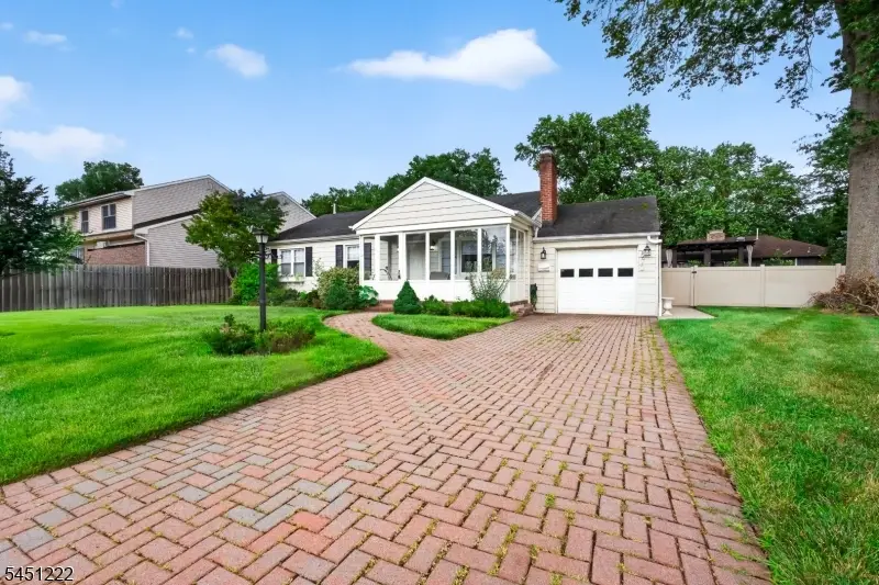 870 Crescent Dr, Rahway, NJ 07065 - #3