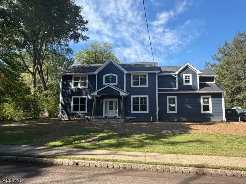 19 Tulip St, Summit, NJ 07901 - #1