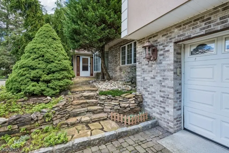 186 Laauwe Ave, Preakness, NJ 07470 - #2
