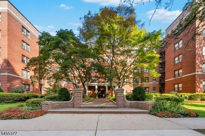 100 Prospect Ave #1F, Hackensack, NJ 07601 - #1