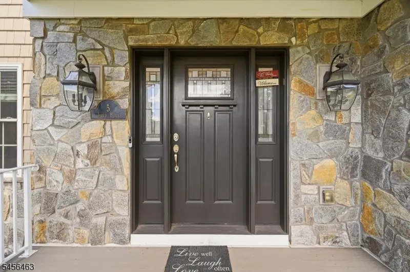 5 Jared Pl, Mount Olive, NJ 07828 - #3