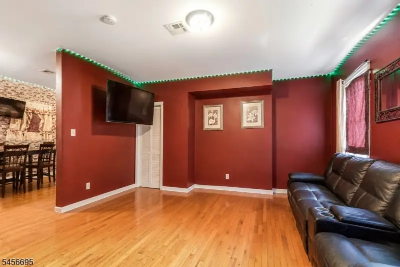 34 Hillman St, Paterson, NJ 07522 - #2