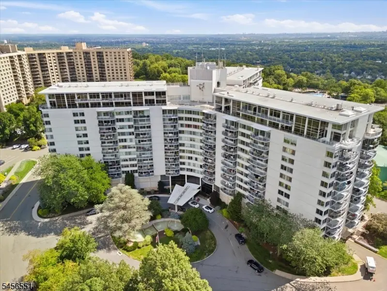 1 Claridge Dr #501, Verona, NJ 07044 - #2