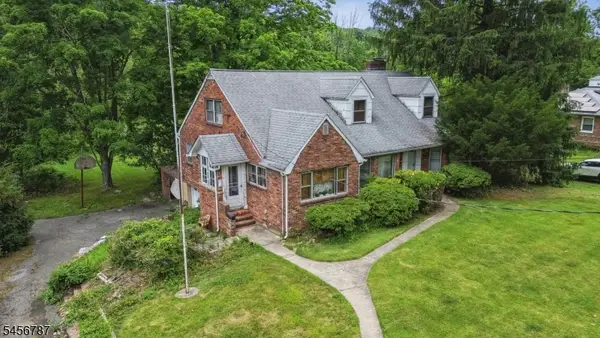 321 Saint Cloud Ave, West Orange Twp., NJ 07052