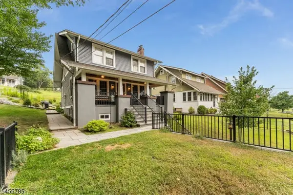 169 Leigh St, Clinton Town, NJ 08809