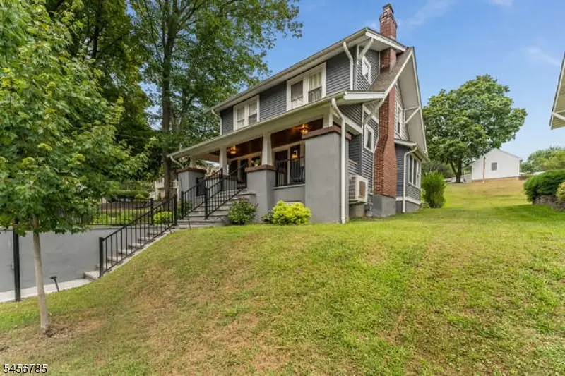 169 Leigh St, Clinton, NJ 08809 - #2