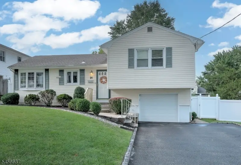 14 Holmes St, West Orange, NJ 07052 - #1
