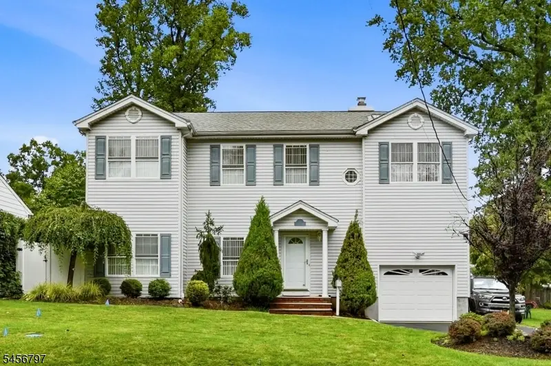 242 Hiawatha Blvd, Lake Hiawatha, NJ 07034 - #1