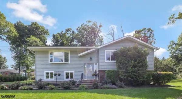 18 Starlight Rd, Jefferson Twp., NJ 07438