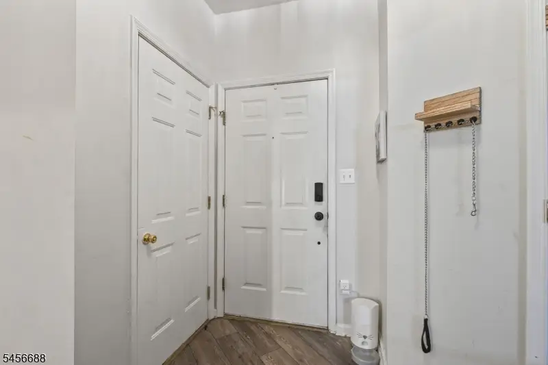12 Cypress Ct, Clinton, NJ 08809 - #3