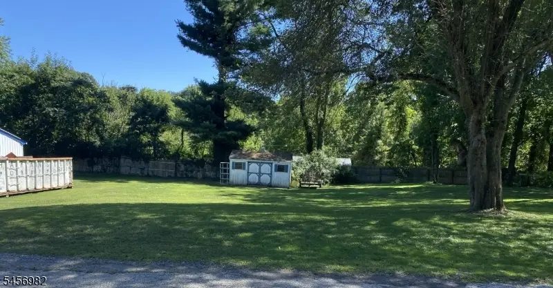 37 Cypress Dr, Hampton, NJ 07860 - #3