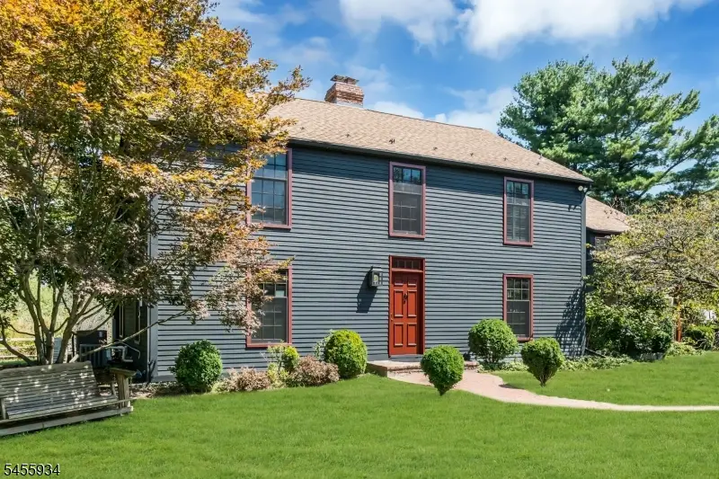 1 Spring Hill Rd, Franklin, NJ 08801 - #1