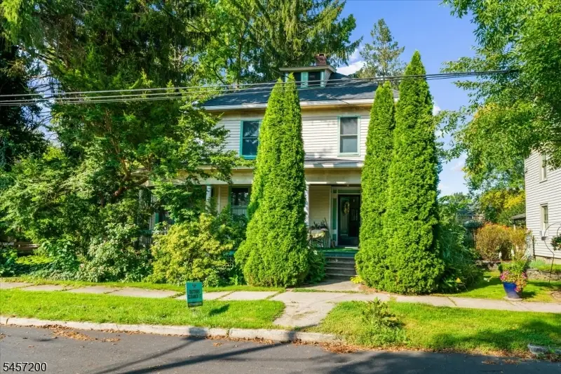 414 Mansfield St, Belvidere, NJ 07823 - #2