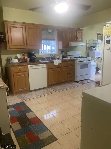 1119 E Blancke St, Linden, NJ 07036 - #2
