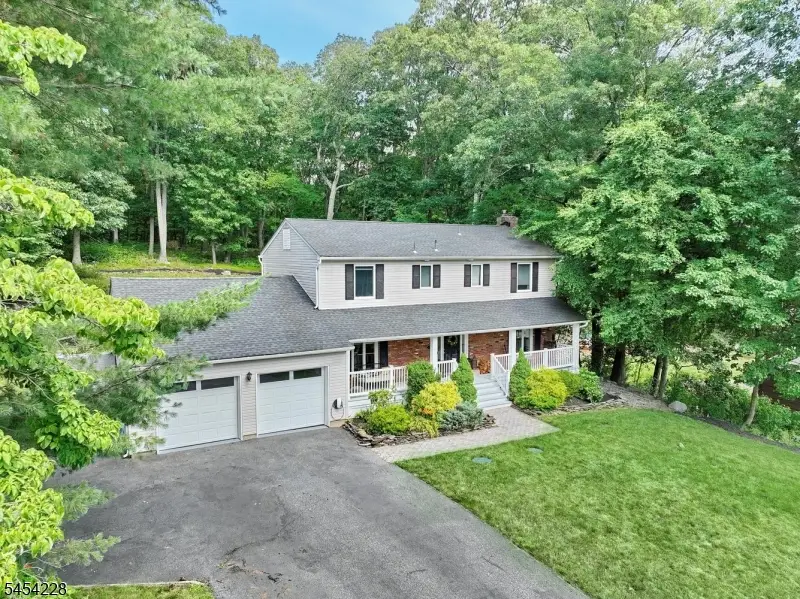 8 Northgate Park, Ringwood, NJ 07456 - #1