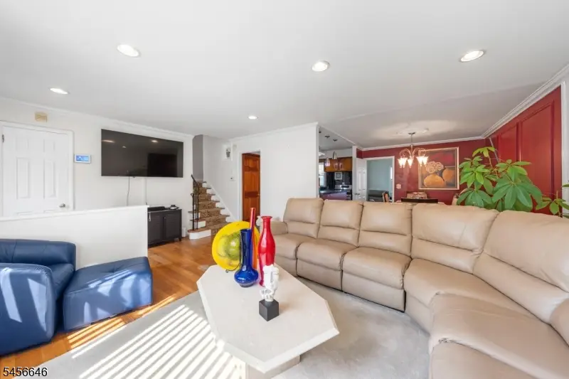 425 Adrianne Ct, Orange, NJ 07050 - #2