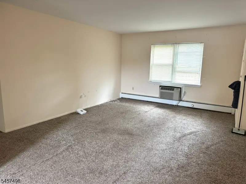 1120 Valley Rd #1B, Wayne, NJ 07470 - #2