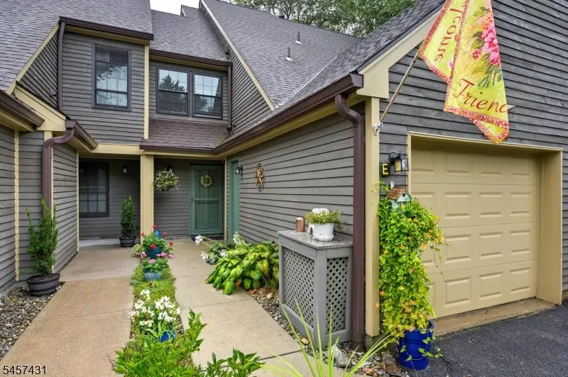 4E New Bedford Rd #E, West Milford, NJ 07480 - #2