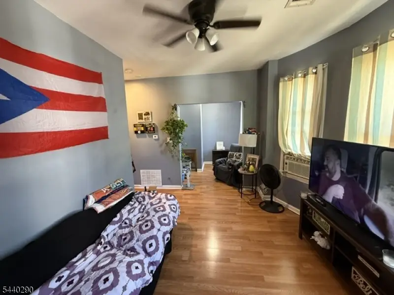 20 Montrose Ter, Irvington, NJ 07111 - #2