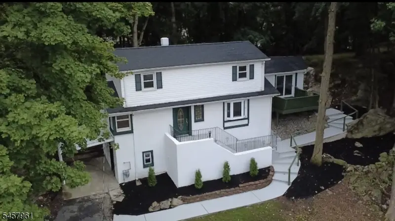 20 Garbarino Ave, Wanaque, NJ 07465 - #1