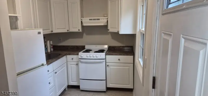 221 Knox Way, Hopatcong, NJ 07843 - #3