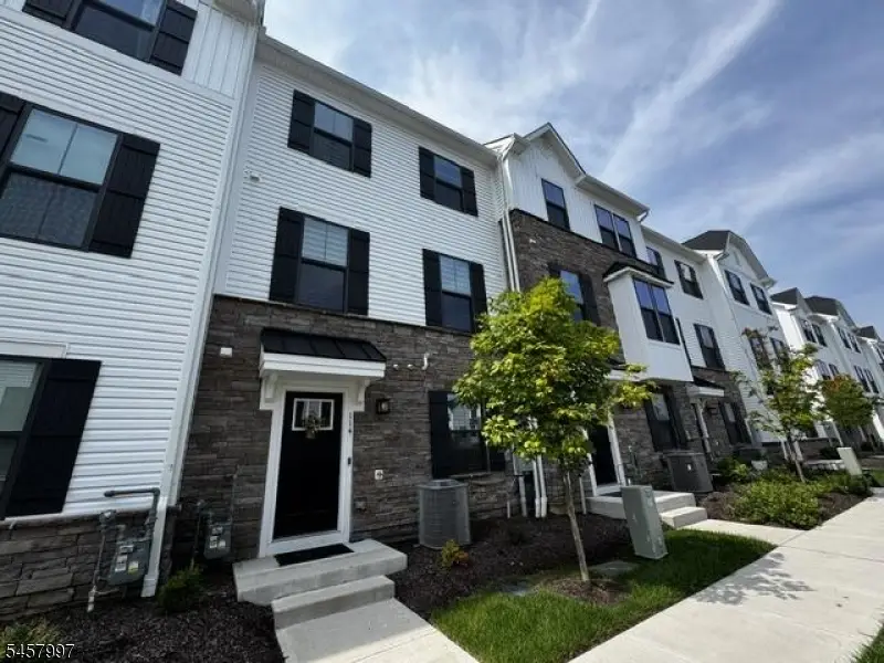 114 Bergen St, Hackettstown, NJ 07840 - #1