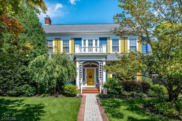 64 High St, Metuchen Boro, NJ 08840