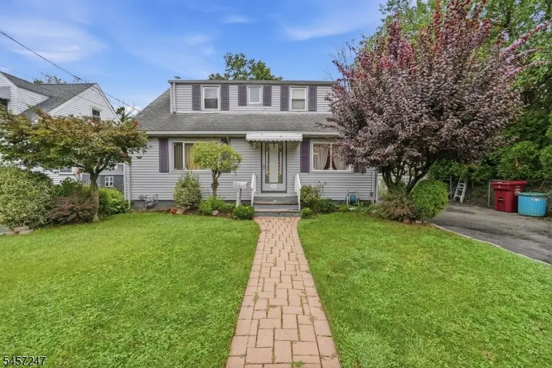 10 Glendale St, Nutley, NJ 07110 - #1
