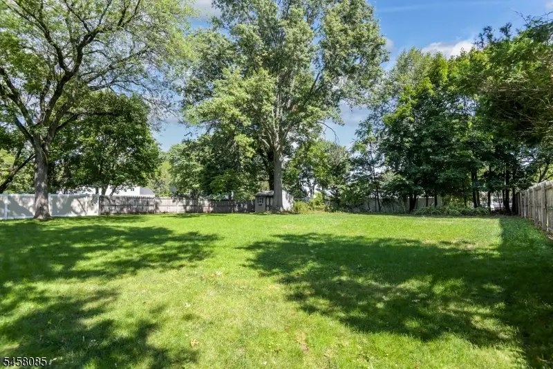 21 Heinrich Rd, Somerset, NJ 08873 - #3