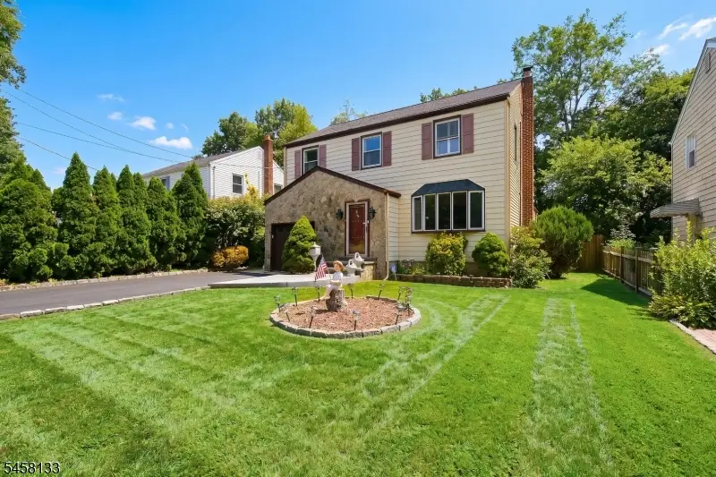 15 Charles St, Nutley, NJ 07110 - #2