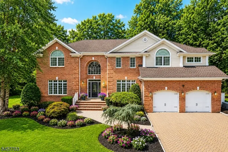 23 Rogers Ave, Berkeley Heights, NJ 07922 - #1